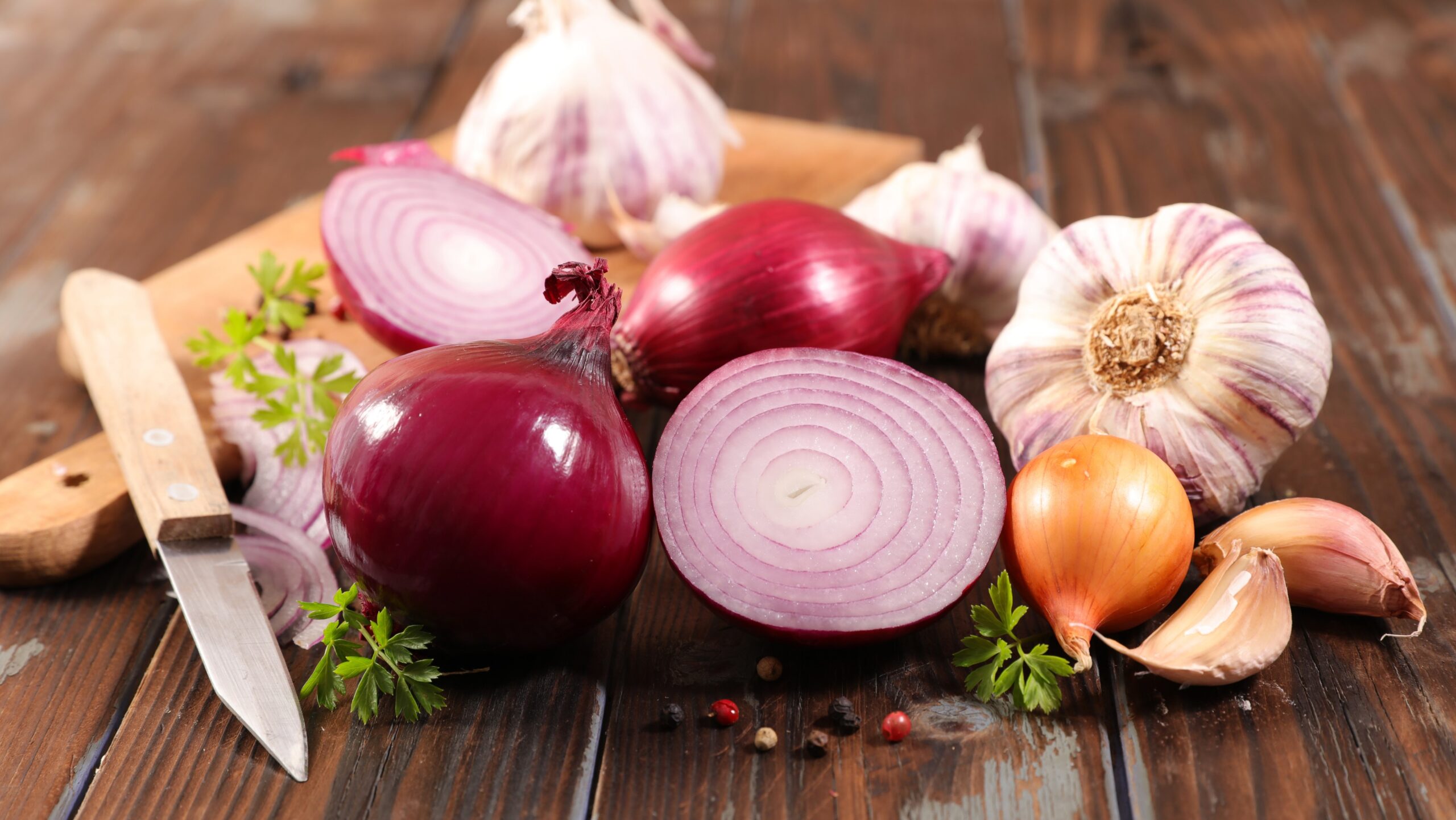 Onions And Garlic May Lower The Risk Of Breast Cancer