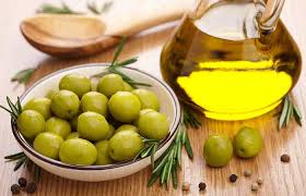 Higher Olive Oil Intake May Be Associated With Lower Risk of CVD Mortality